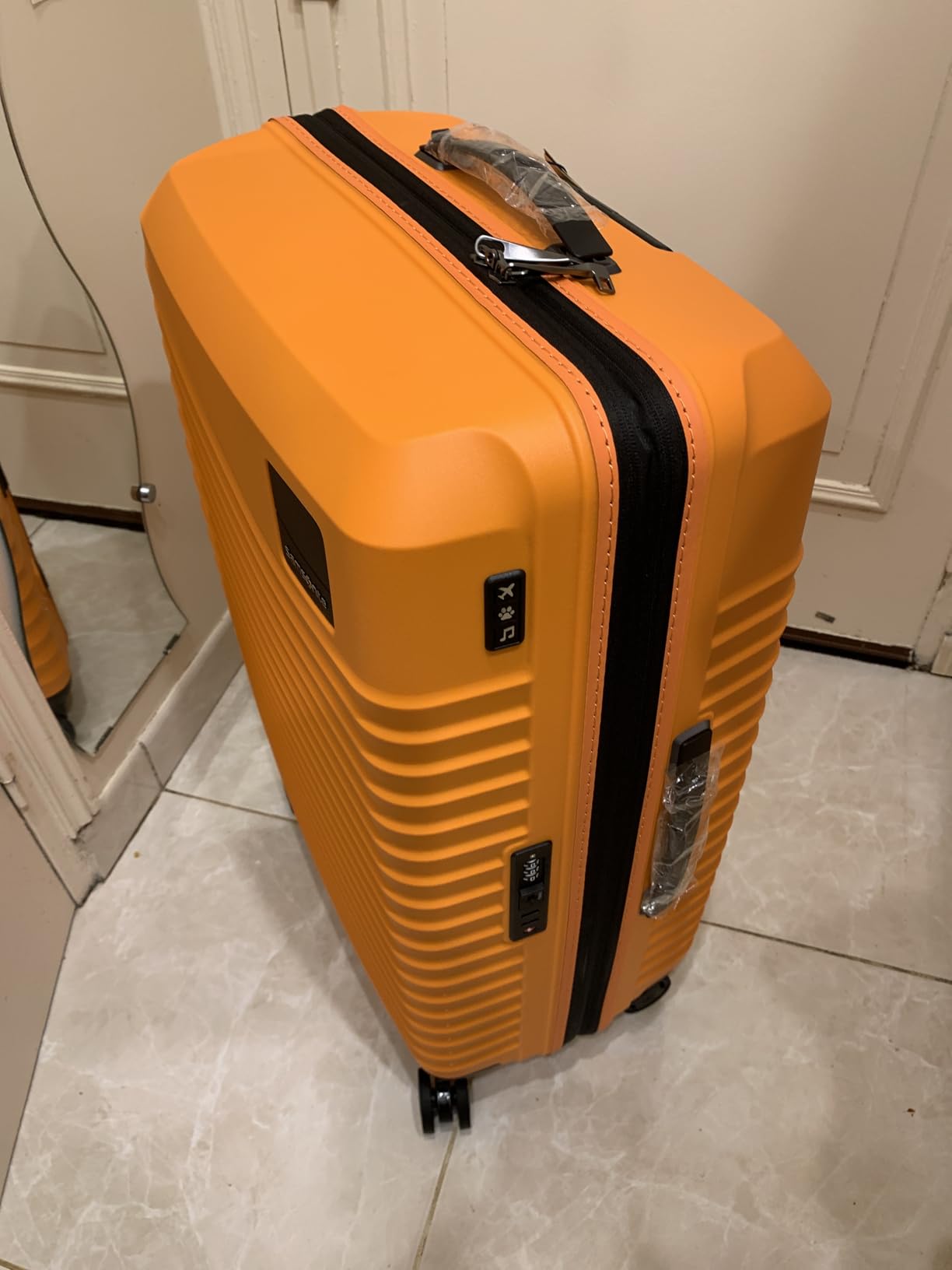 Une valise impressionnante