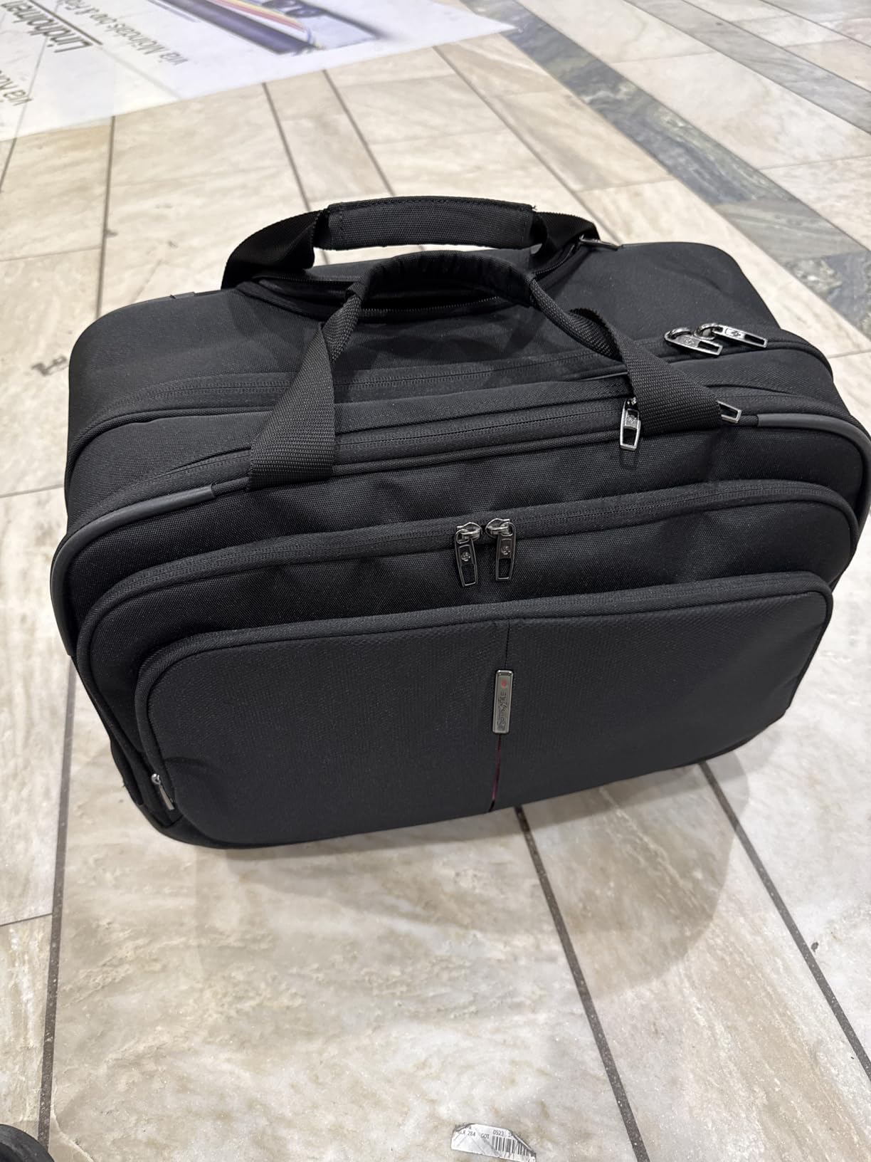 Sobriété et qualité Samsonite