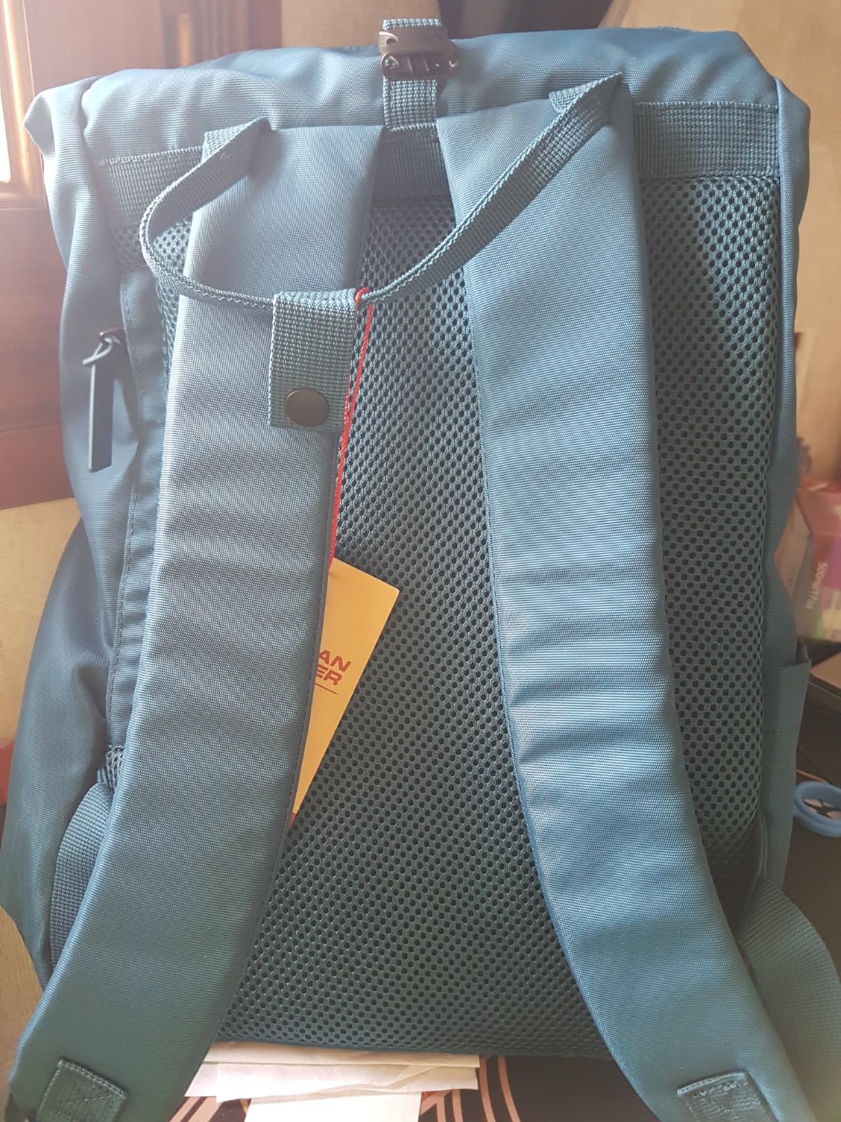 Ma fille de 4 ans le porte toute seule