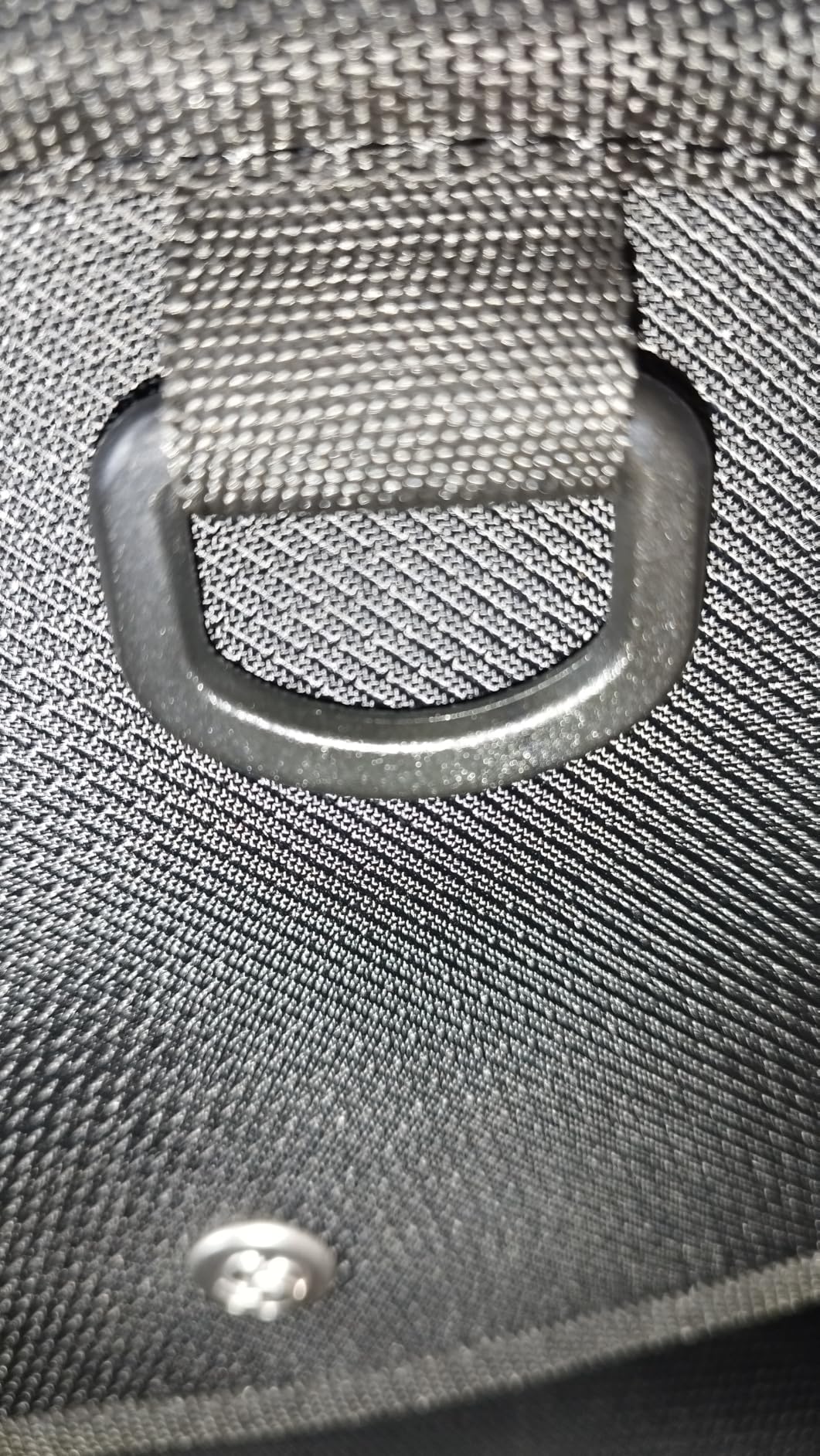 Très bon sac à vêtements